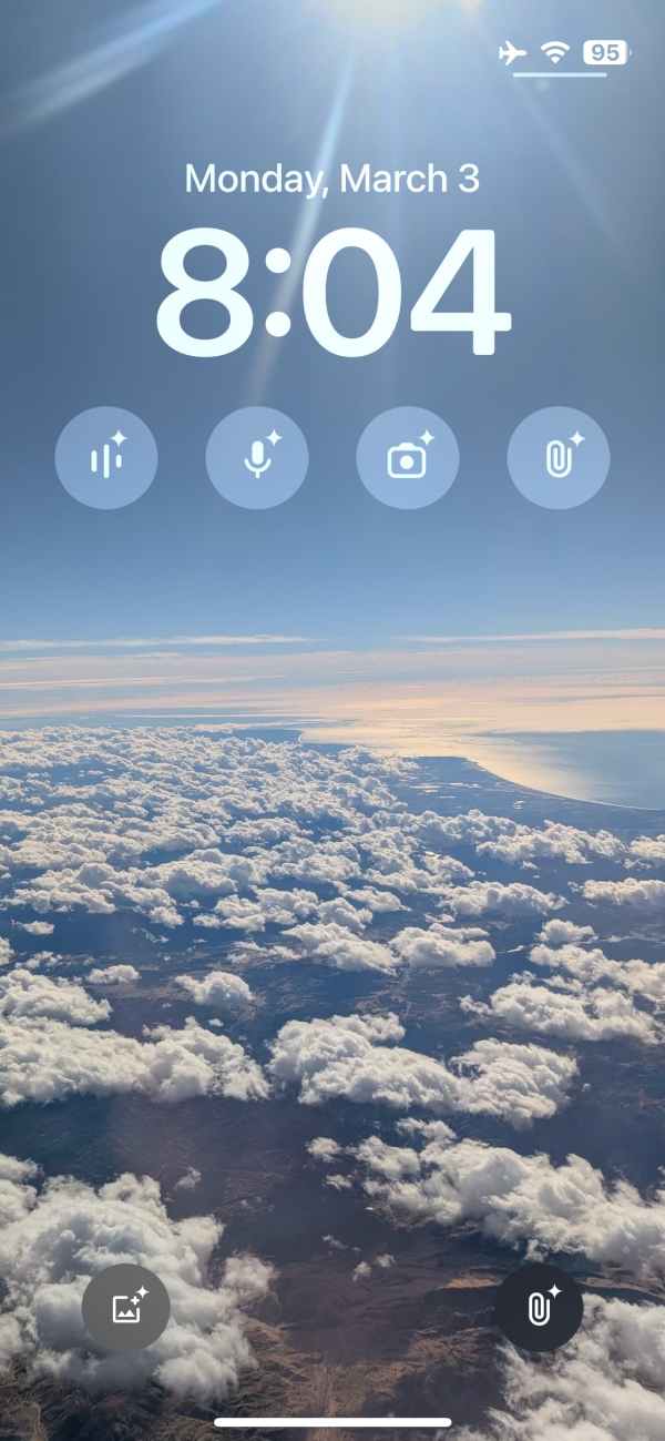 Gemini iPhone lockscreen widgets
