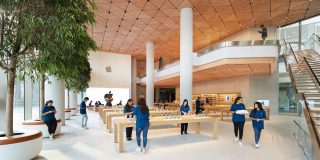 iPhone fraudster sentenced after Apple Store scam | Stock photo of Apple Store