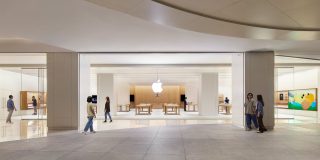 Three ways US iPhone buyers could avoid 40% price rises from Trump tariffs | Near-empty Apple Store