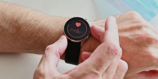 EU takes credit for iOS 26.3 features, says it encourages innovation | Photo shows a third-party smartwatch