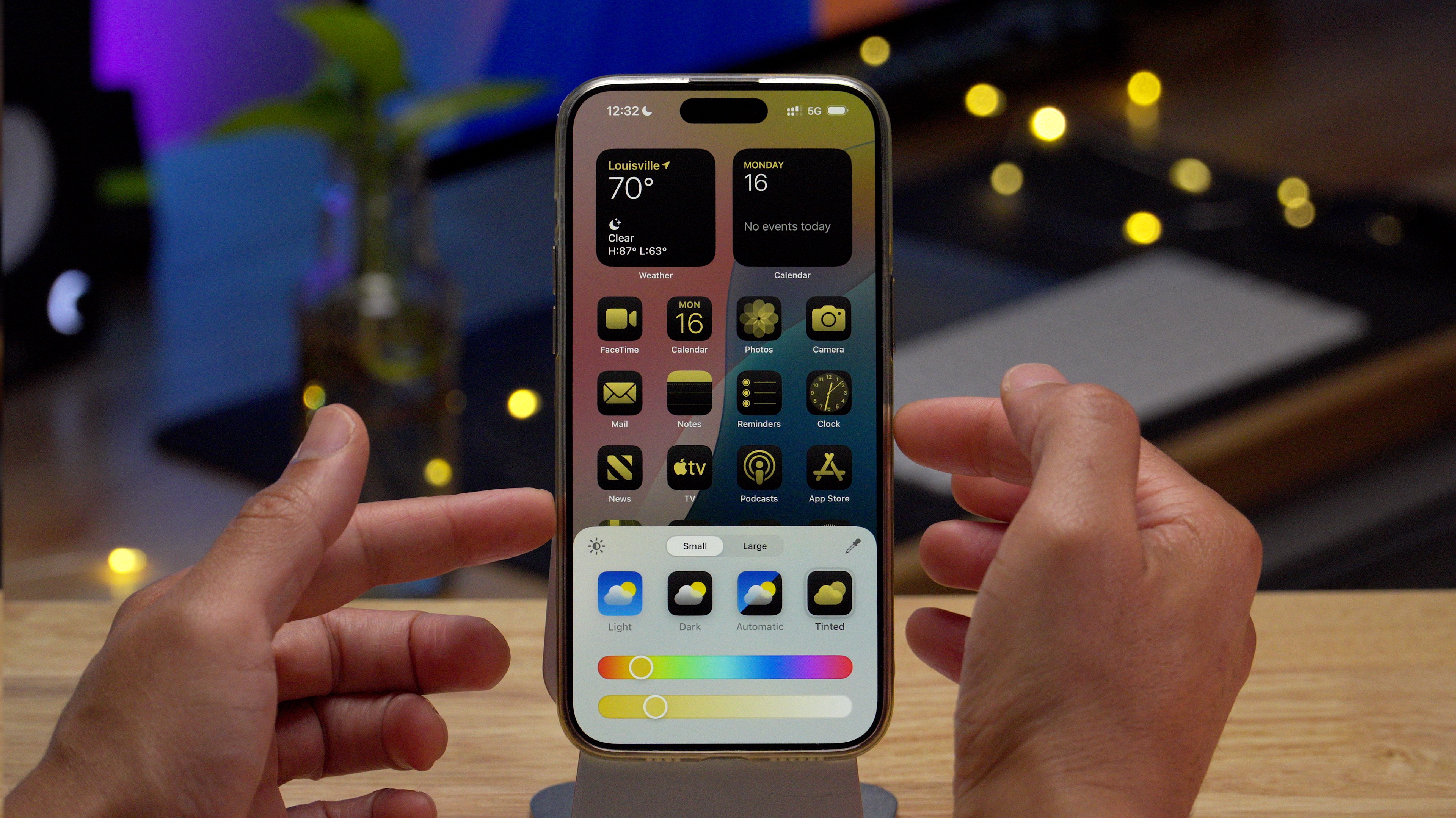 Tinted app icons in iOS 18