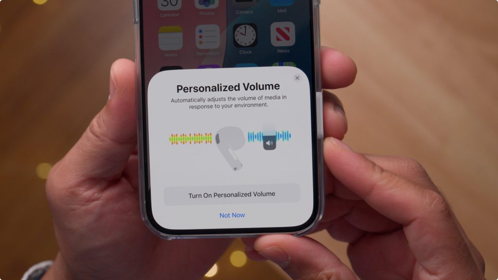 AirPods 4 Personalized Volume