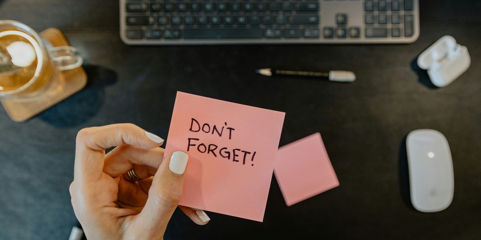 Half of Americans have forgotten to cancel a trial subscription | A 'Don't forget' note on a Post-It