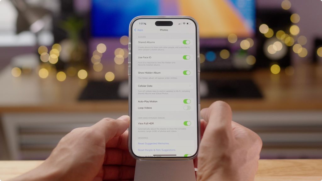 Video looping toggle iOS 18.2 beta 2