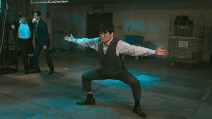 Kiss or Die's Genkidan Hitori doing a Sumo dance.