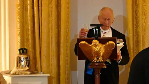 Getty Images King Charles III makes remarks in the East Room 