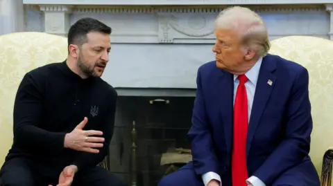 Reuters Volodymyr Zelensky speaks with Donald Trump