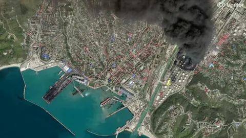 VANTOR/Handout via REUTERS A satellite image shows the oil spill at the Black Sea in Tuapse, Krasnodar Region, Russia, April 17