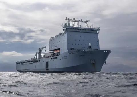Royal Navy A picture of FRA Lyne Bay at sea