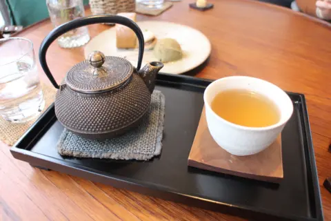 Getty Images Kaga Bo-cha (Hojicha) tea set in Kanazawa, Japan