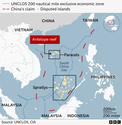 A map of the South China Sea showing the various disputed islands and the nine-dash line. 