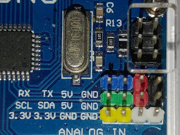 ISP引腳 、 I2C 、 3.3V電源及接地引腳 被保護殼遮擋