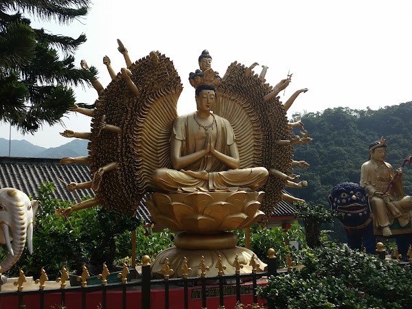 見下文
