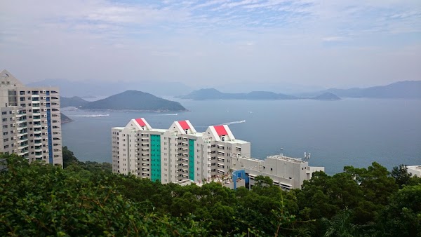 見下文