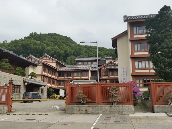 見下文