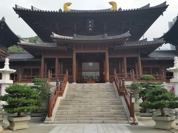 見下文