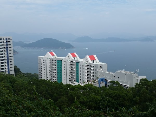見下文