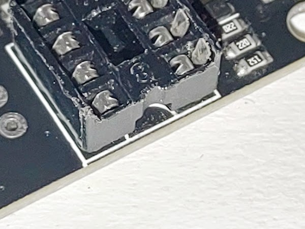 見下文