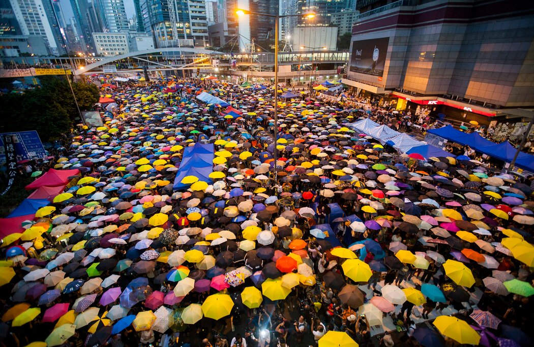 2014年香港的民主抗議者。五年後,「雨傘運動」激發了更大的反抗浪潮。