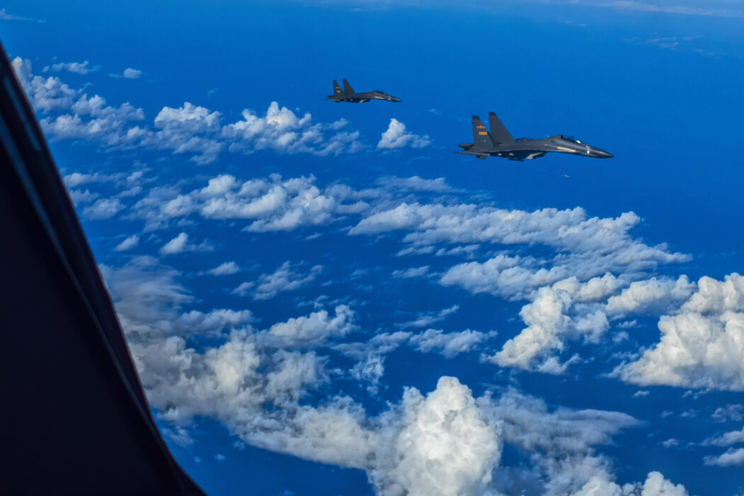 2022年,中國人民解放軍東部戰區司令部的戰鬥機在台灣周邊進行聯合實戰訓練演習。