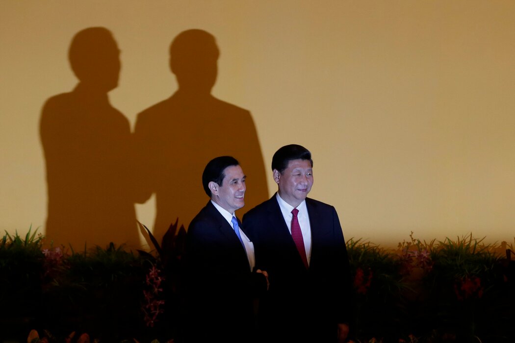 2015年,馬英九與中國最高領導人習近平在新加坡。