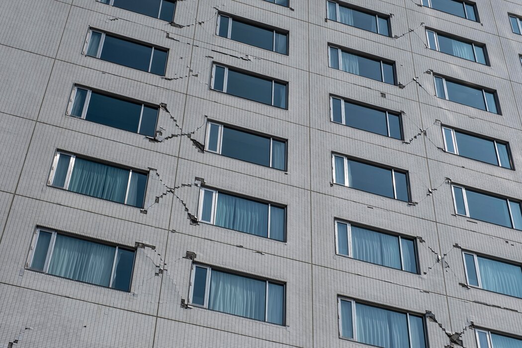 花蓮市一處受損的建築。