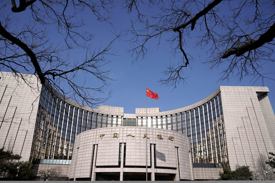 中國的另一個黃金大買家是中國央行。今年3月,中國人民銀行連續第17個月增加黃金儲備。