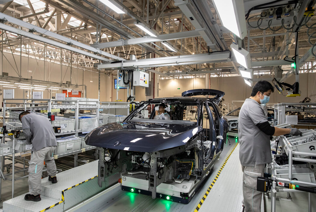 中國合肥的一家電動汽車組裝廠。拜登總統上週宣布，他將對進口的中國電動汽車徵收100%的關稅。
