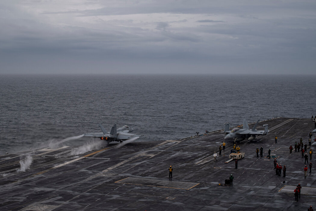西奧多·羅斯福號航空母艦參加美國、日本和韓國上個月在東海舉行的海空演習。