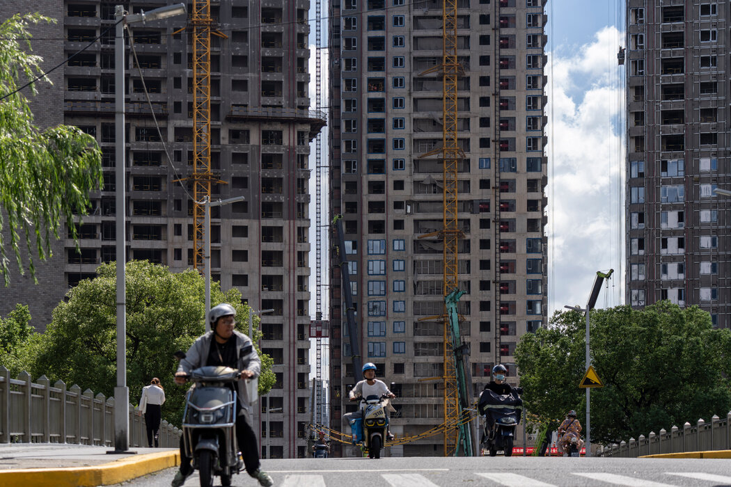 在房地產崩潰之前,建築業和房地產行業佔到經濟總量的四分之一。