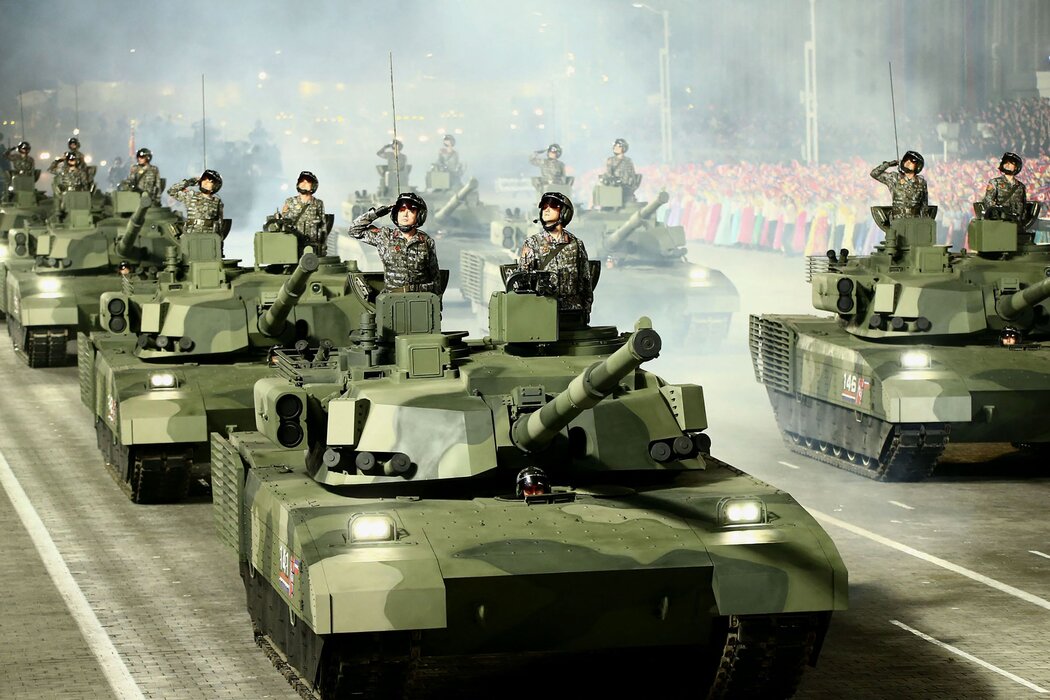 朝鮮國家媒體2022年發布了這張平壤閱兵式上的坦克照片。據信金正恩有4000多輛坦克。