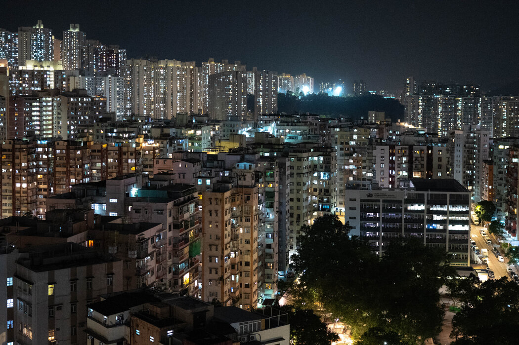 觀塘是香港人口最稠密的地區,也是最為貧困的地區。