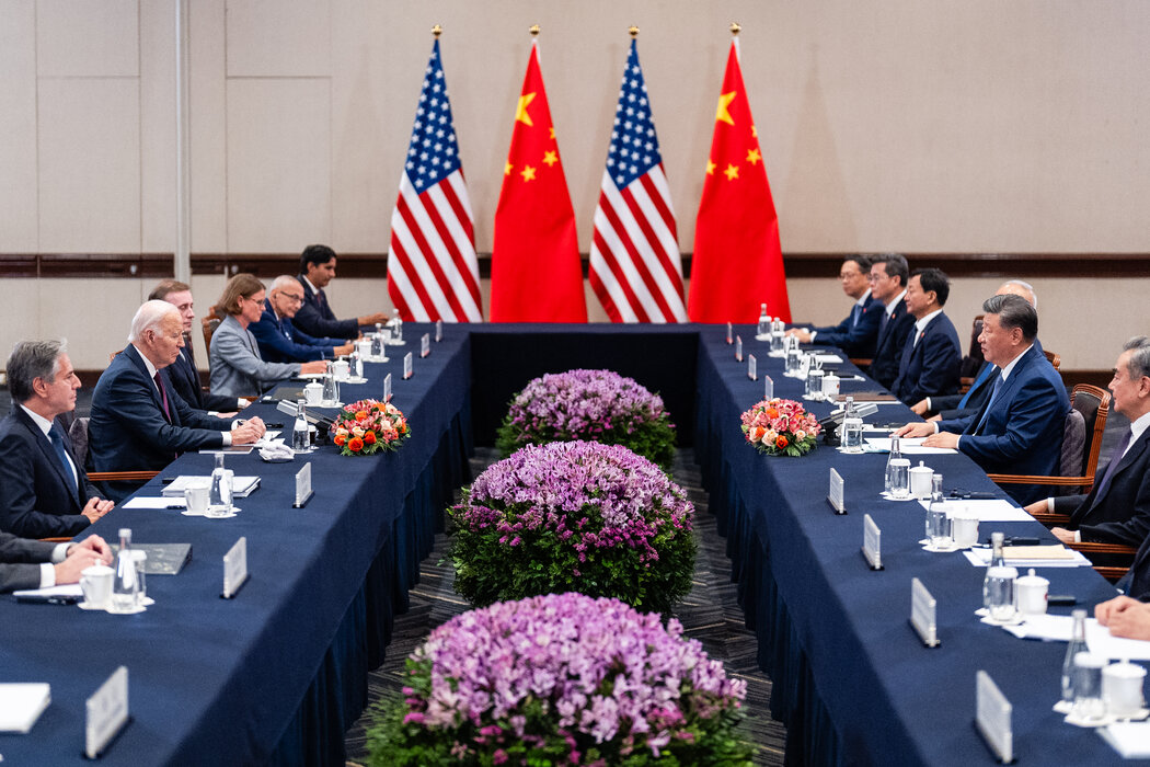 拜登總統和中國國家主席習近平上個月在秘魯利馬舉行的雙邊會晤中。