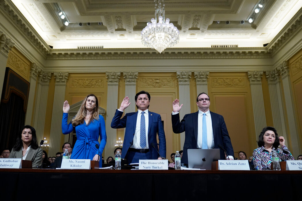 特克爾在眾議院為對抗中國共產黨設置的特別委員會的聽證會上，攝於2023年3月。