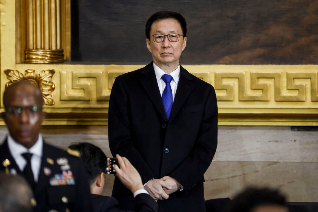 中國國家副主席韓正週一出席了川普的就職儀式。