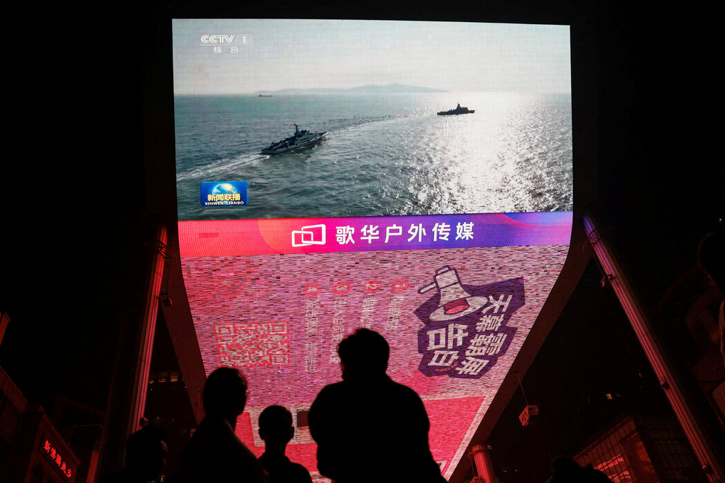 北京的影片顯示中國去年在台灣海峽的軍事演習。