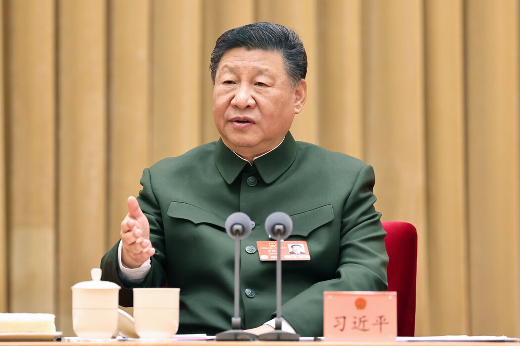 習近平與解放軍代表會談,呼籲軍隊發展出新的戰鬥力。