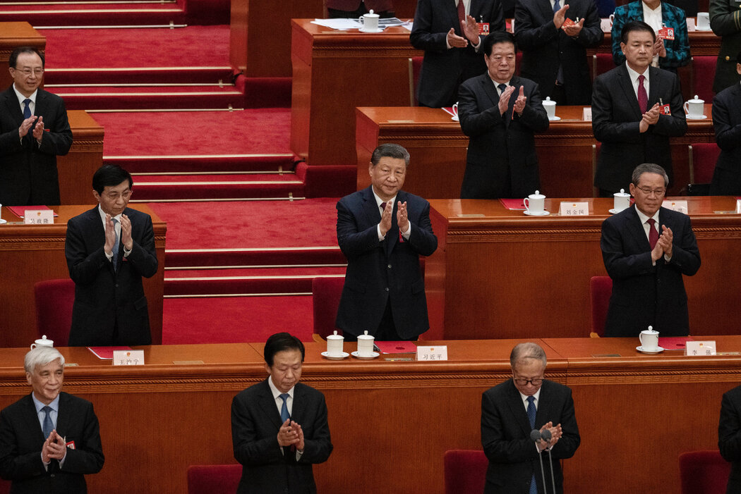 在多年為基礎設施建設、軍事發展和工業補貼提供資金後,稅收收入的下降使中國領導人處於一個不同尋常的境地。