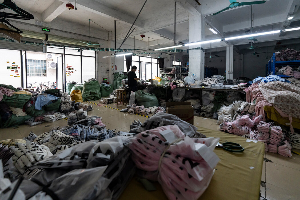 廣州一家為Shein服務的服裝廠,攝於本月。