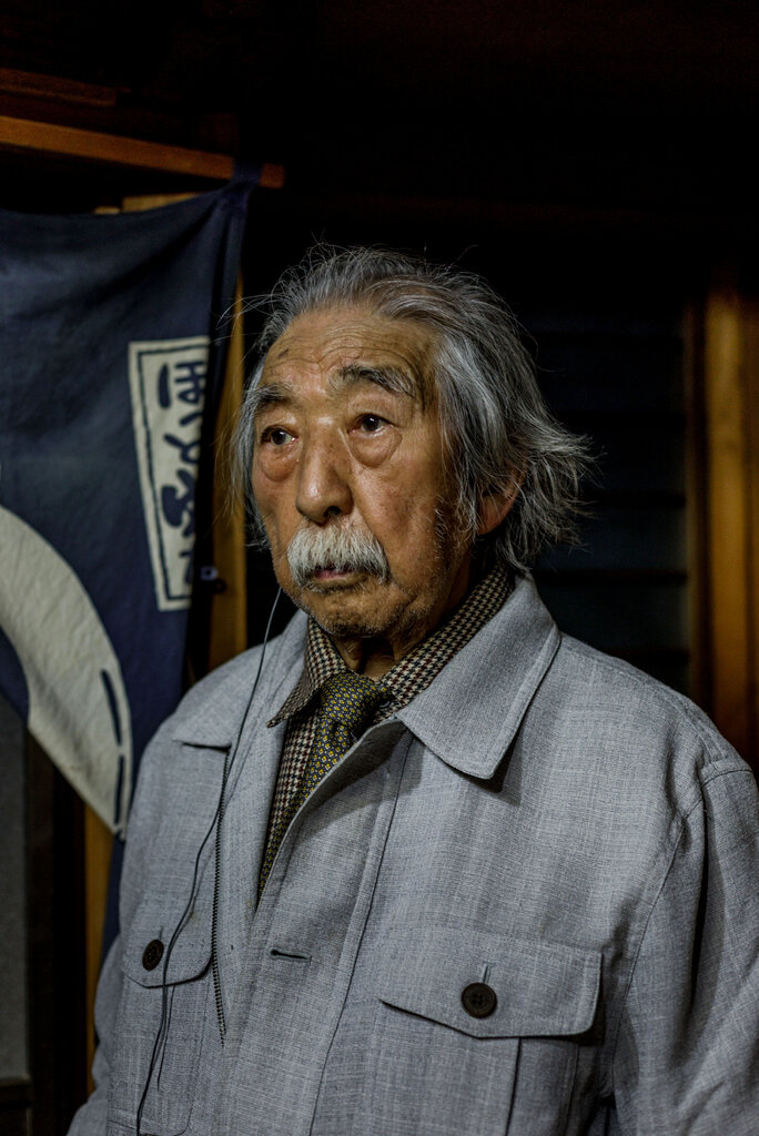 鈴木忠信,96歲。