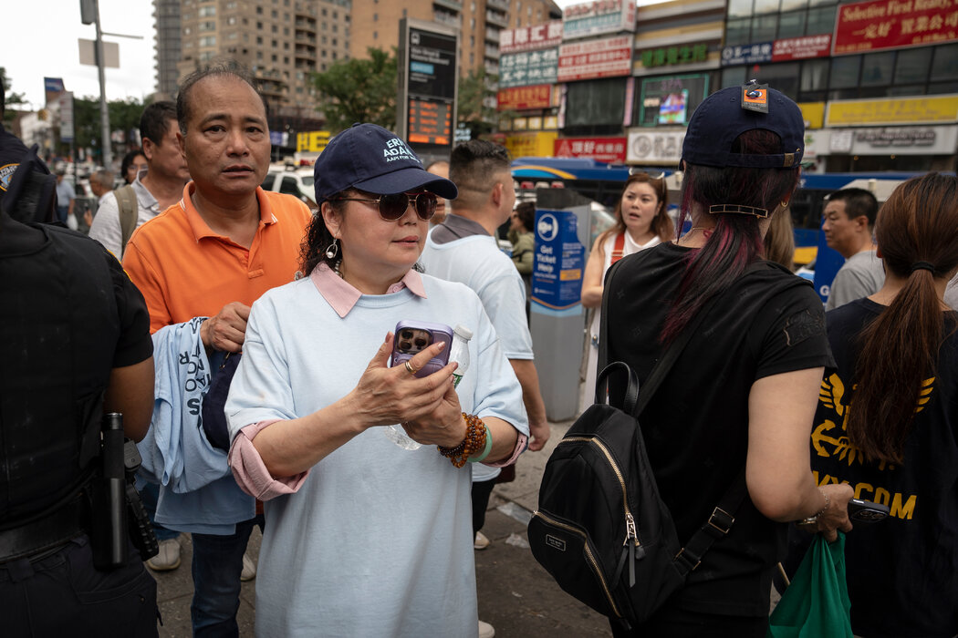 鄭祺蓉(Winnie Greco)曾在市政廳擔任市長在的亞裔事務主管，也是市長最棒的籌款人之一。