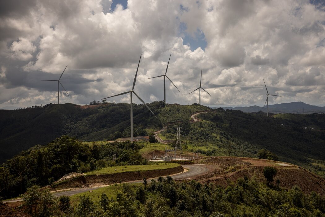 位於寮國多征地區的季風風力發電項目，風力渦輪機向越南輸送電力。