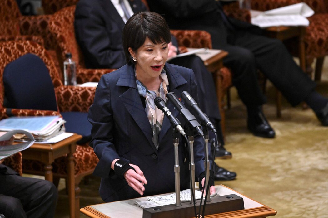 2023年,高市早苗在東京出席國會上議院預算委員會會議時發言。