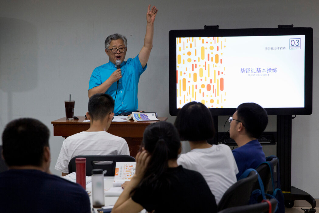 金明日(又名以斯拉),錫安教會牧師,該教會是中國國內最著名的地下教會之一,2018年攝於北京。他的家人表示,金明日於週五被拘留。
