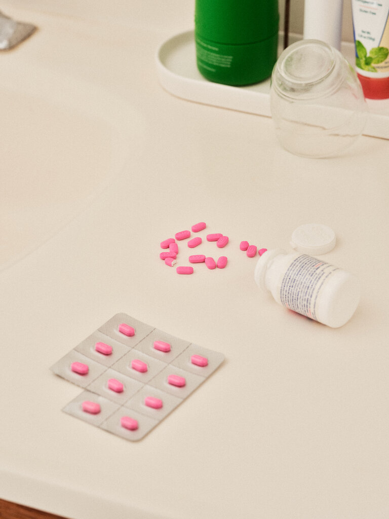 最廣為人知的抗過敏藥物苯海拉明(Benadryl)是使用一種僅在中國生產的化學品製成的。