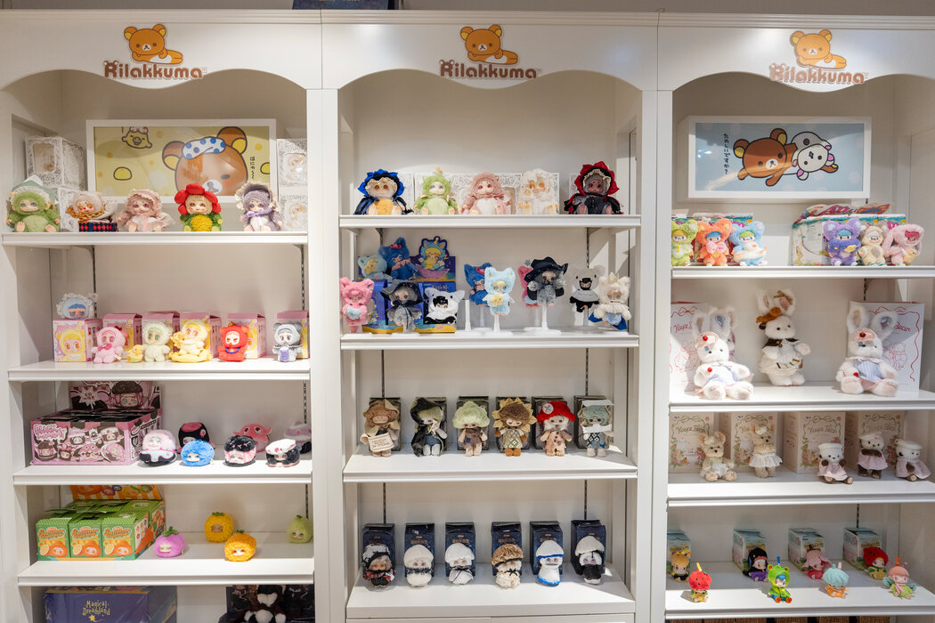 Sunnytad玩具工藝品店的樣品。中國擴大與世界其他國家貿易的戰略也可能面臨其他經濟體設置貿易壁壘的風險。
