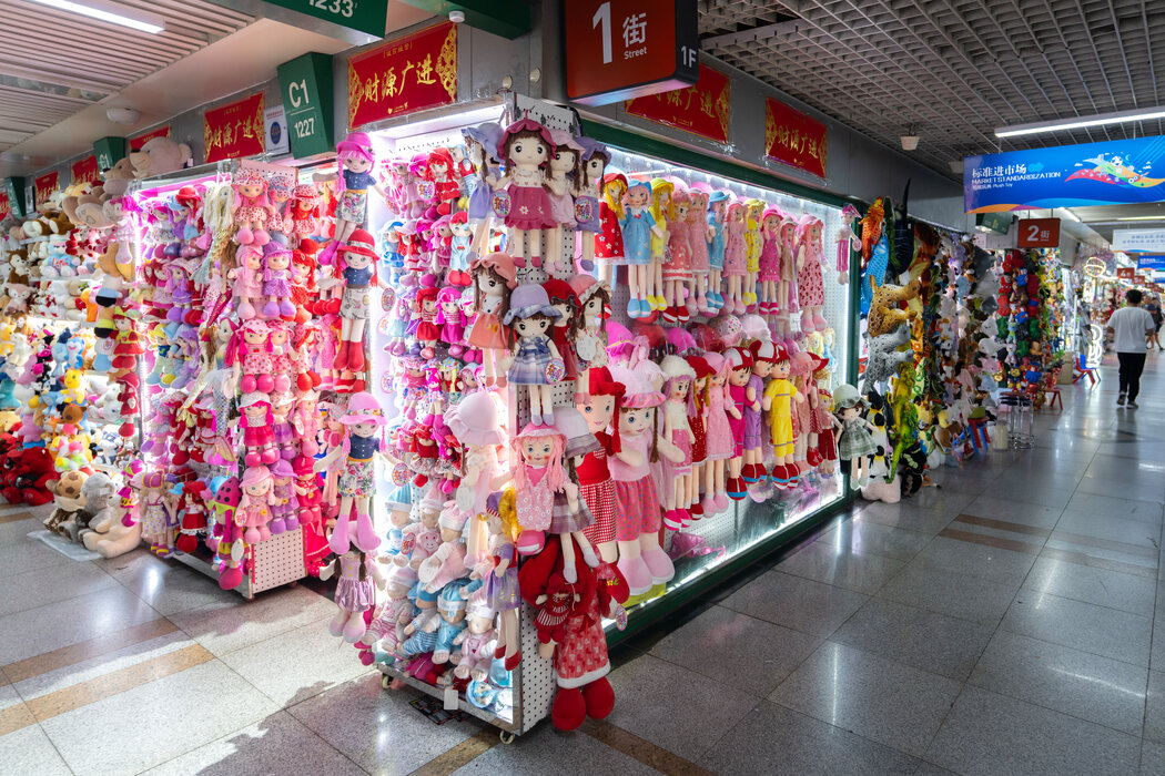 今年中國對全球貿易順差——目前超過8750億美元——正朝著創紀錄水平邁進。