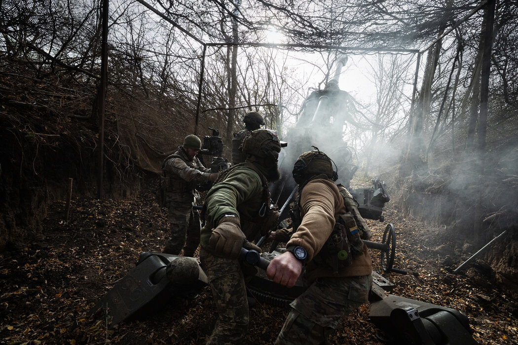 本月，烏克蘭第148炮兵旅向烏克蘭東部的俄軍目標開火。