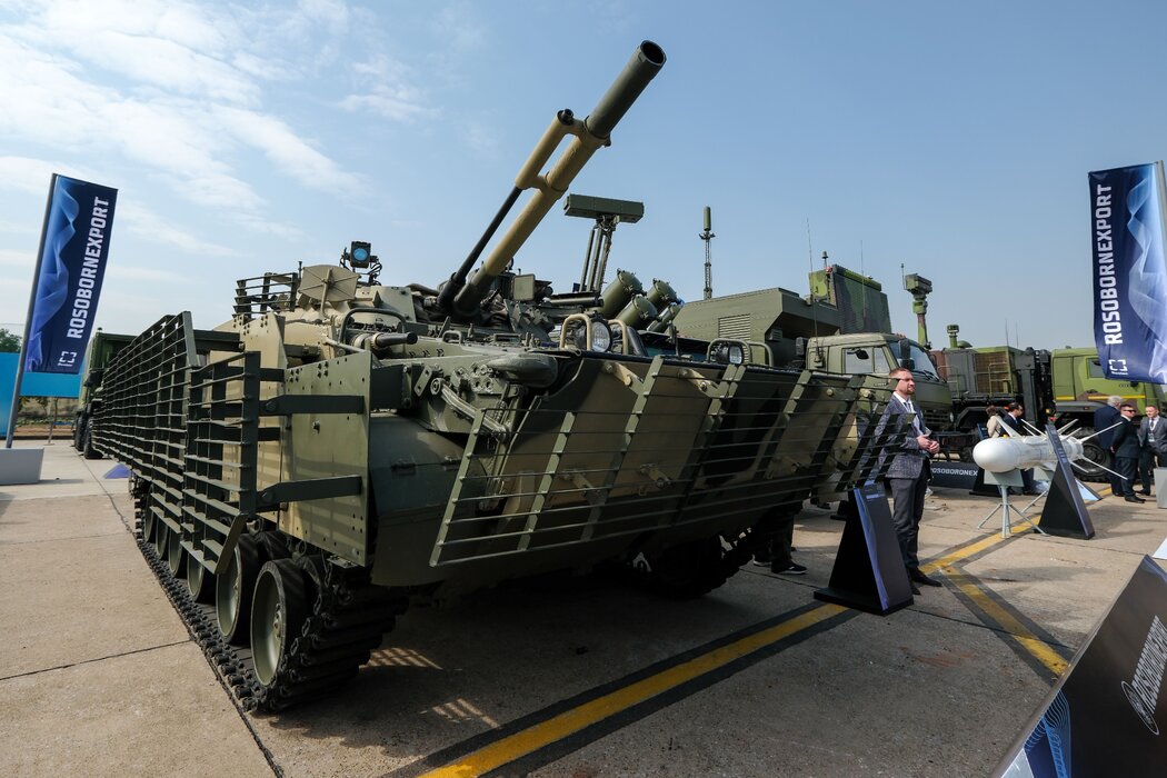 2024年越南軍事博覽會上,俄羅斯國防出口公司的展台。
