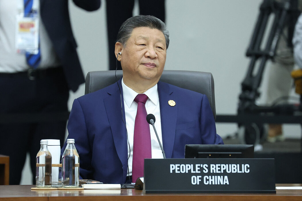 中國國家主席習近平在週五的會議上呼籲加強工業供應鏈建設，同時含蓄批評了西方試圖讓工廠擺脫對中國依賴的舉措。